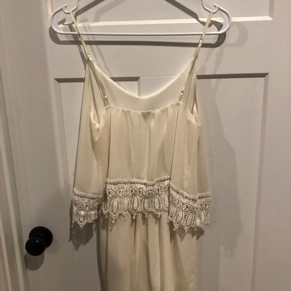 Off white romper - Picture 2 of 3